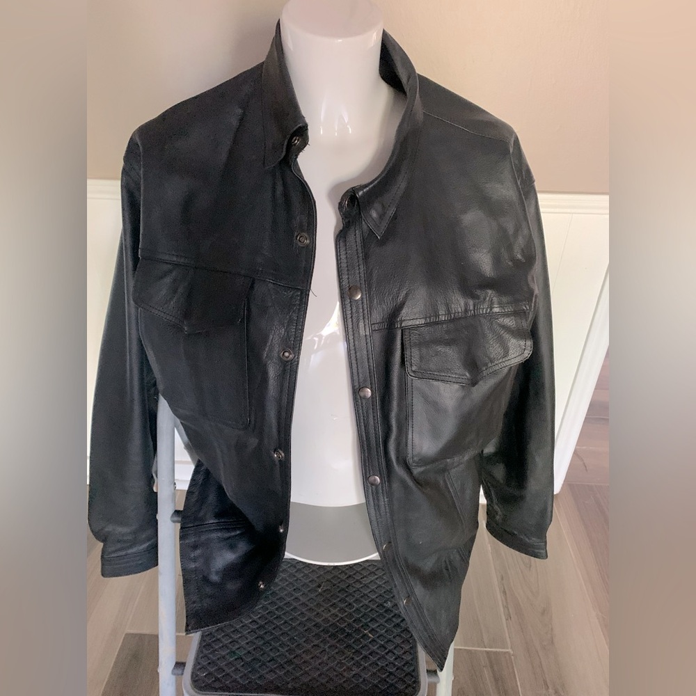Men’s leather with snaps  jacket XXL like new. Smoke free
